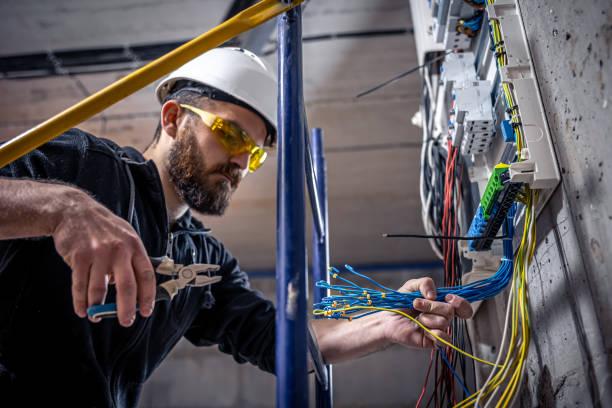 Best Local Electrician Companies  in Montz, LA